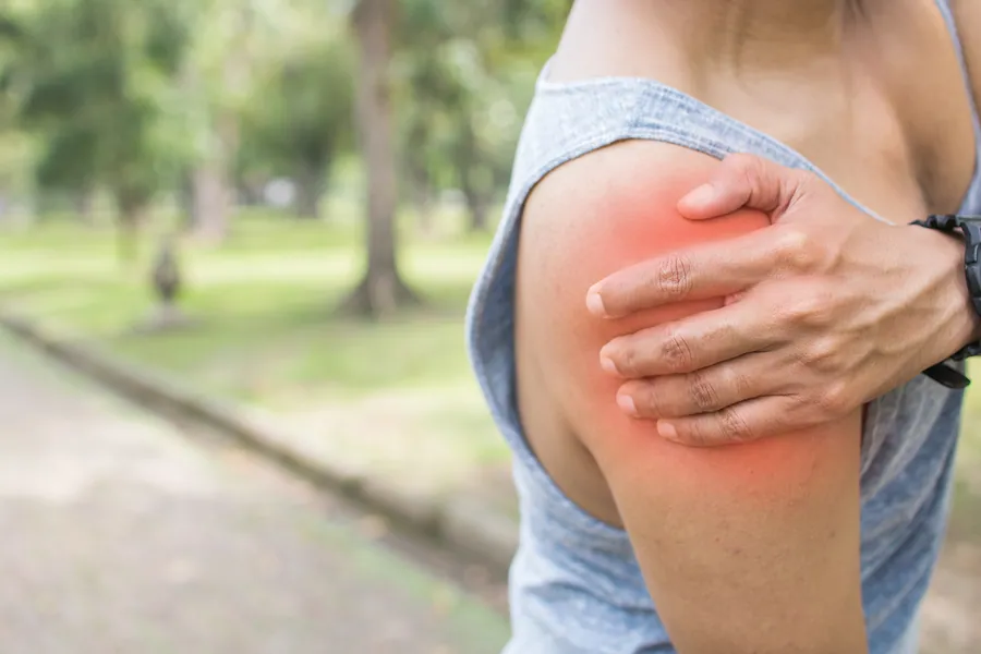 Shoulder Pain care at Zamora Chiropractic in Bentonville, AR